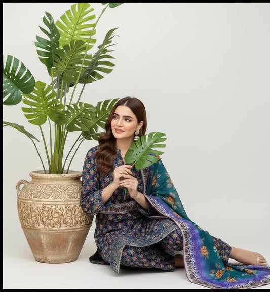 A-31 Khaddar 3pc Digital Printed Suit With Digital Printed Khaddar Dupatta